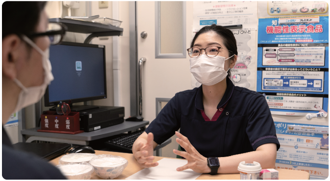 患者さんとの栄養指導のようす