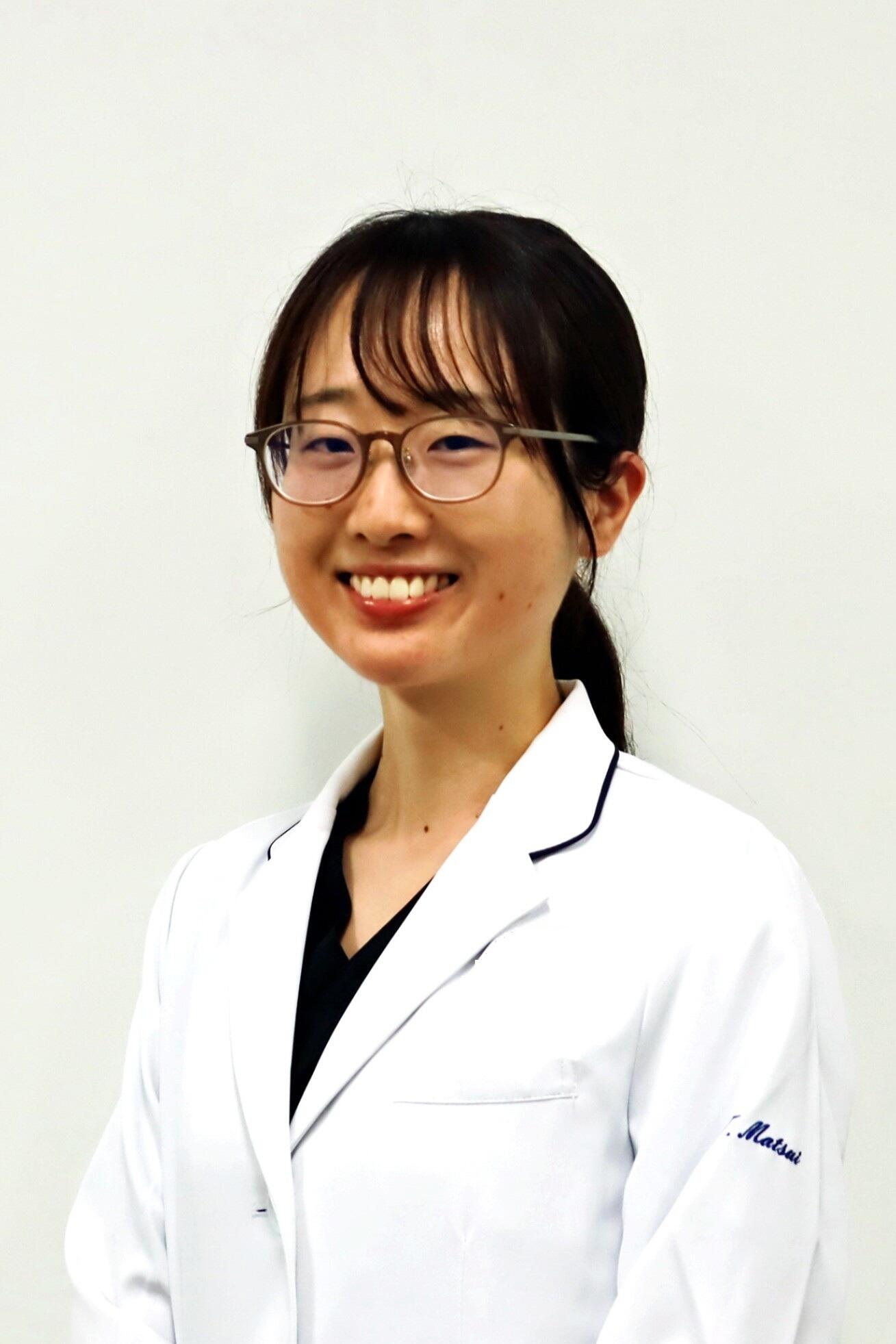松井 貴子
