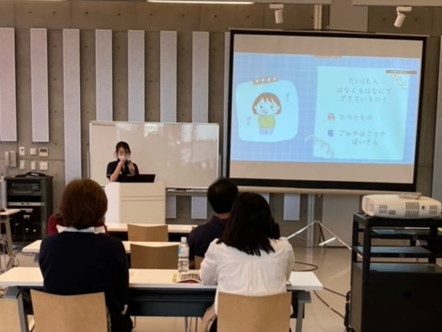 AYA世代のがんに関する講演会 ～からだとびょうきについて病院の先生から聞こう！～の様子