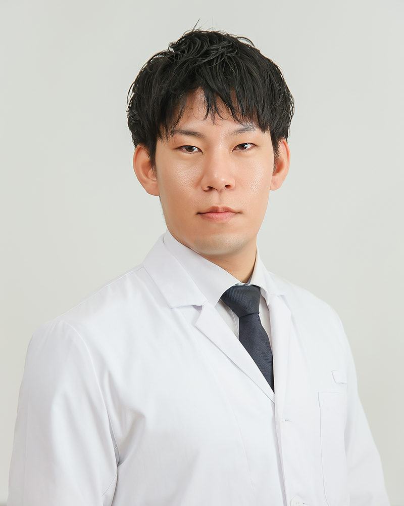 高木　魁人